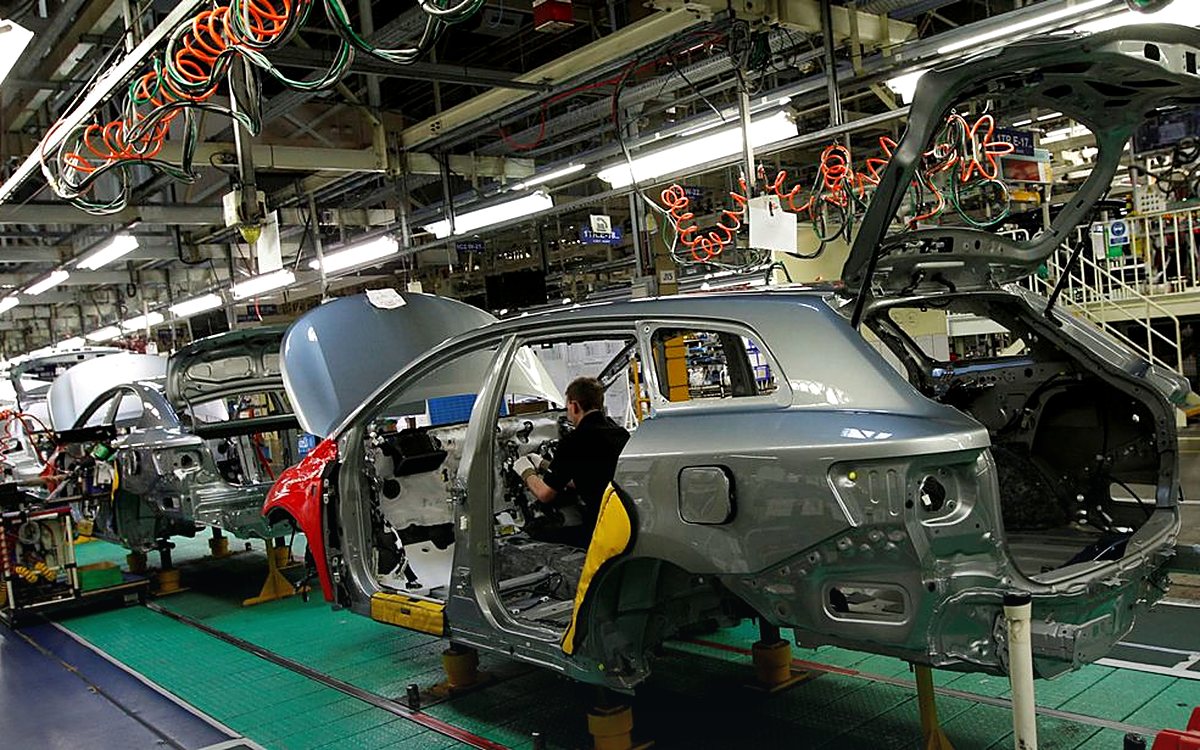 Otomotiv üretim hattı otomasyonu